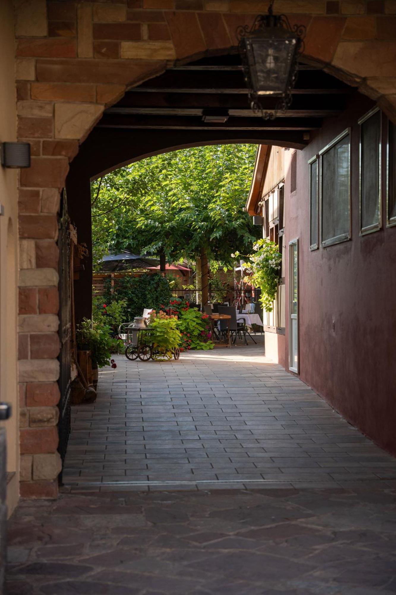 Hotel Restaurant La Charrue Sand Exterior photo